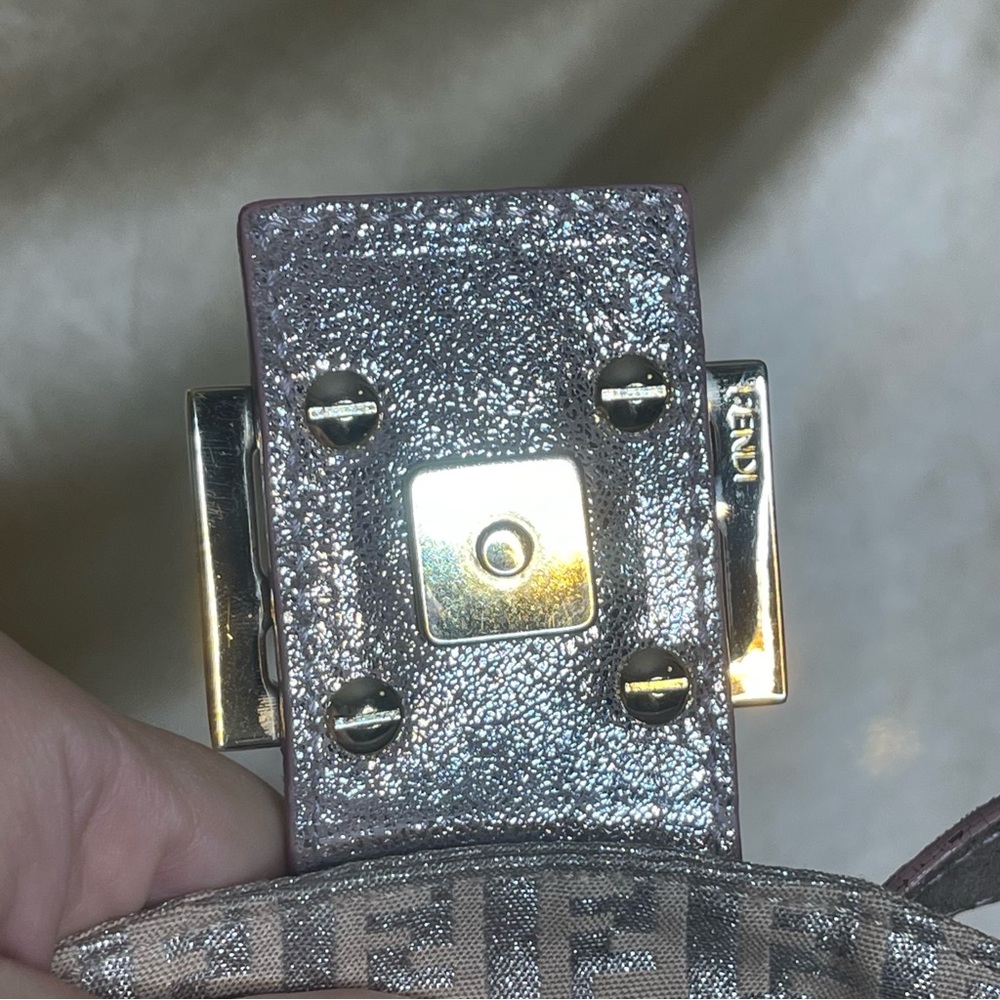 💕SOLD💕Fendi vintage zucchino monogram logo mama baguette rose gold shimmer - Picture 10 of 16